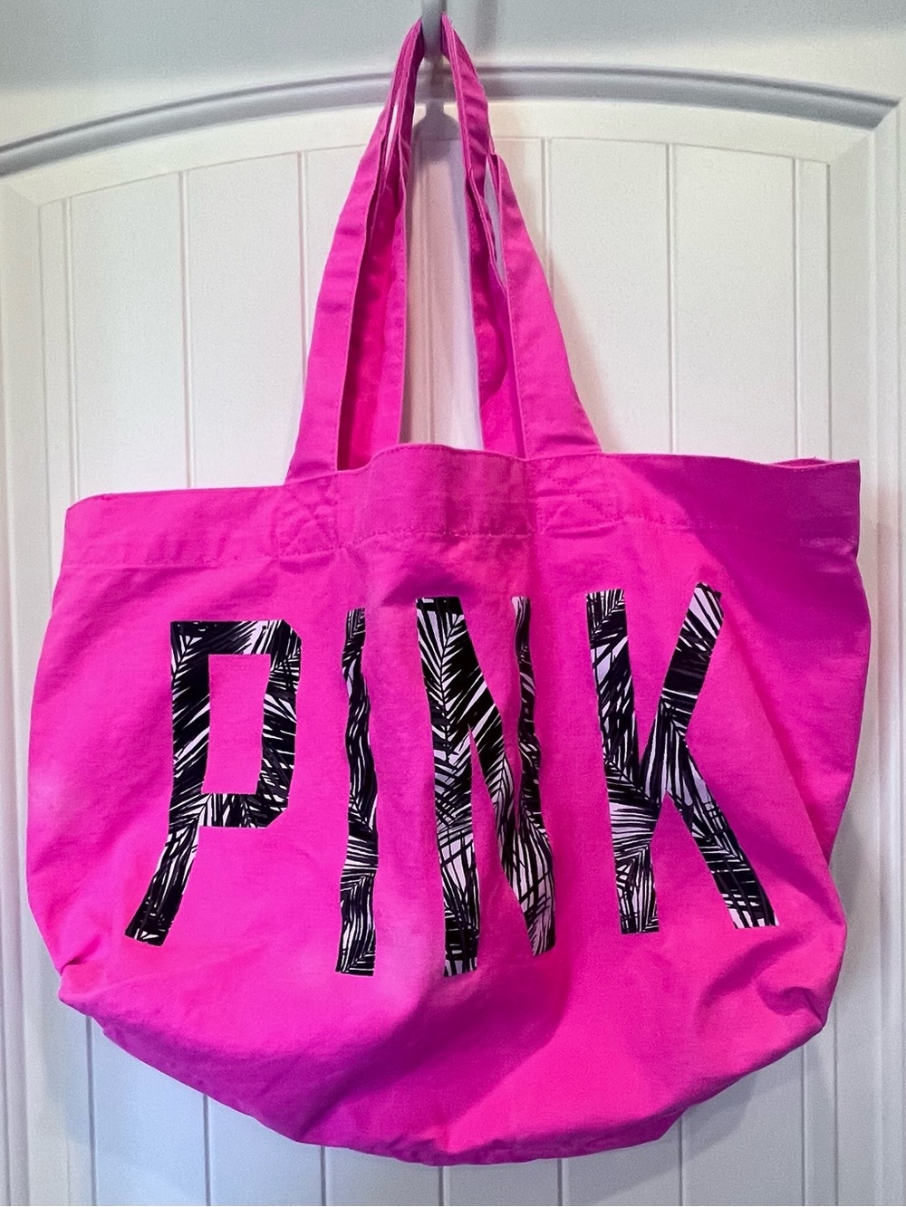 Victoria’s Secret PINK Large Canvas Tote Bag black palm tree leaf pattern